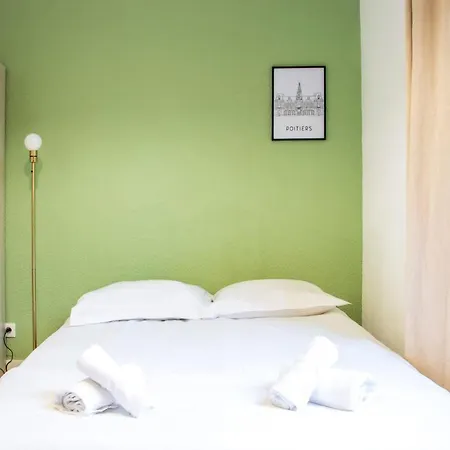 L'Alienor - Grand Studio Tout Confort Poitiers