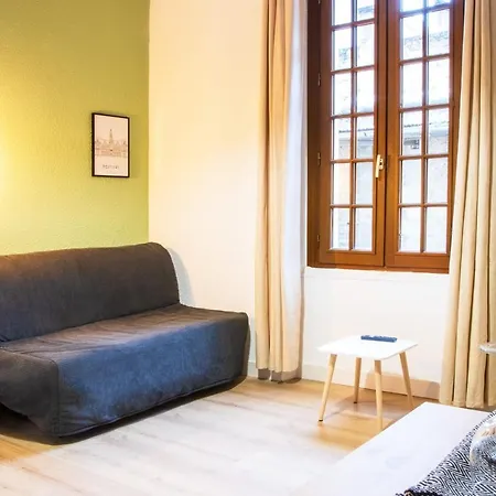 L'Alienor - Grand Studio Tout Confort Apartament *